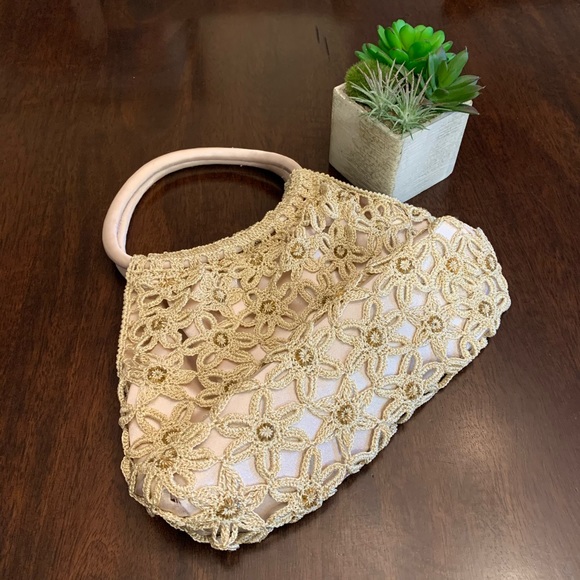 Small Bohemian Festival Crochet Creme Bag - Picture 3 of 4